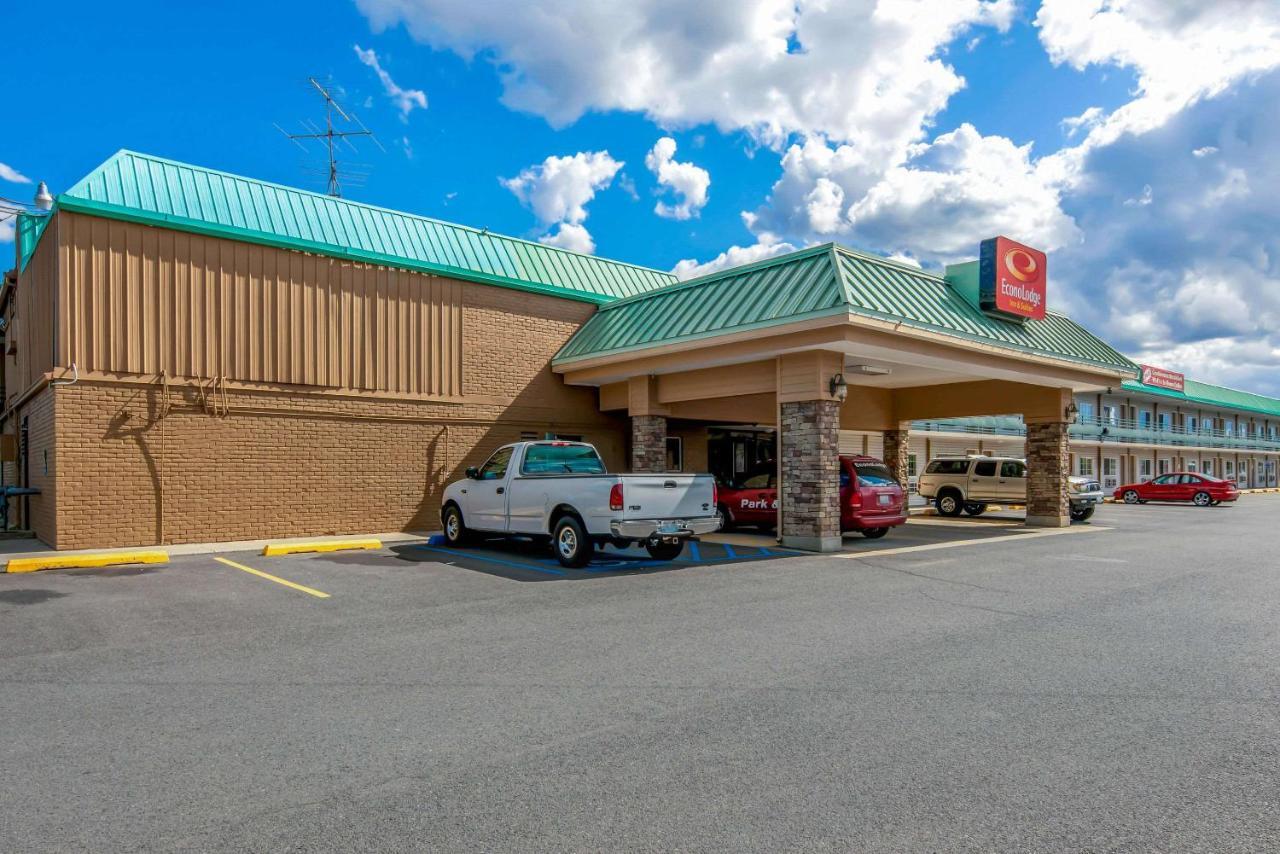 Econo Lodge & Suites Spokane Exterior photo